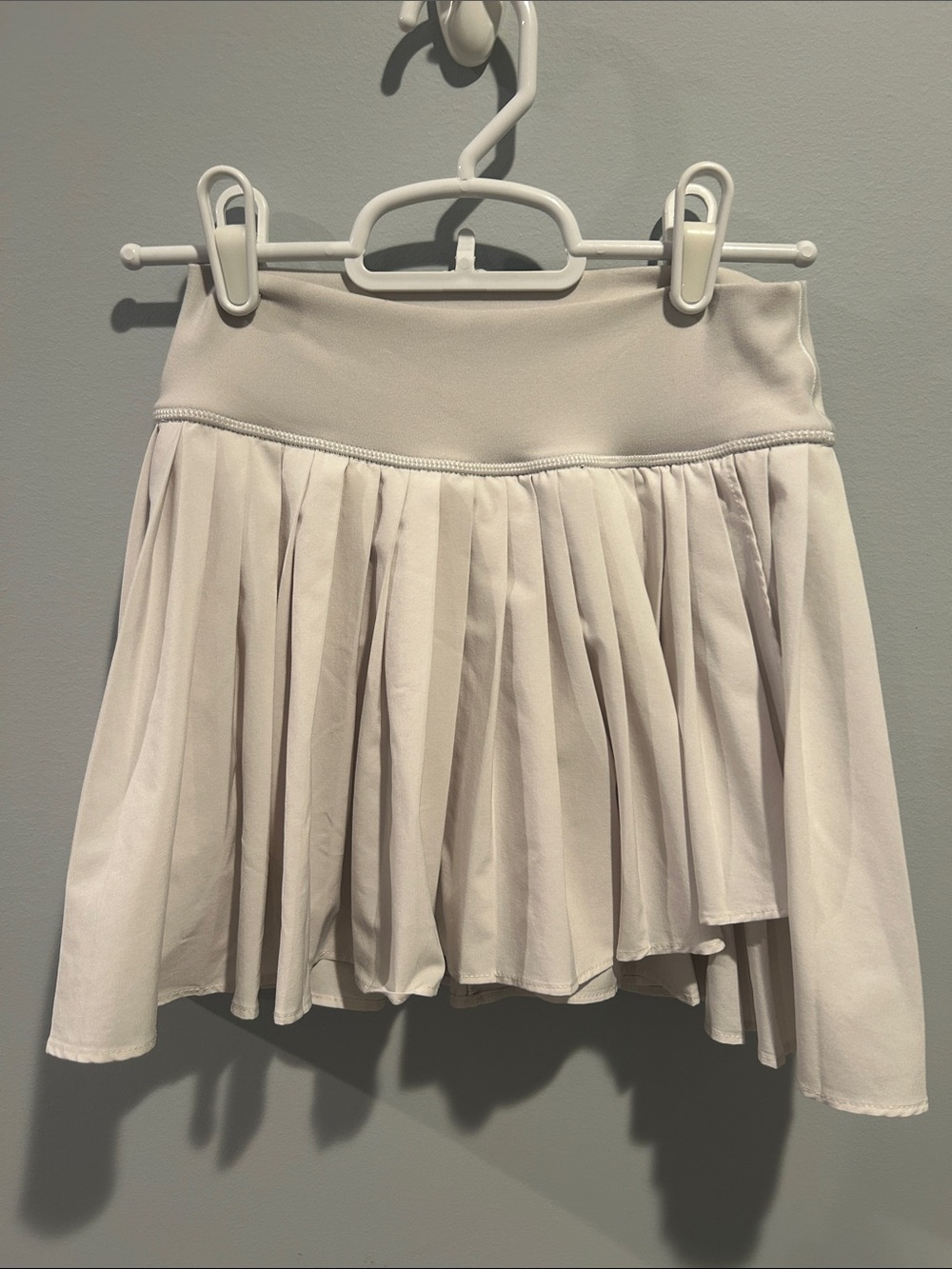 White Tennis Skirt with Wide Waistband size XS